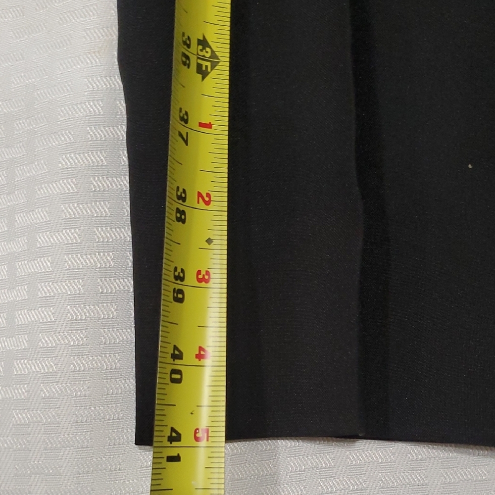 Gianni Vironi  Black Tuxedo Suit  with Tailored Fit and Versatile Style - Picture 13 of 16
